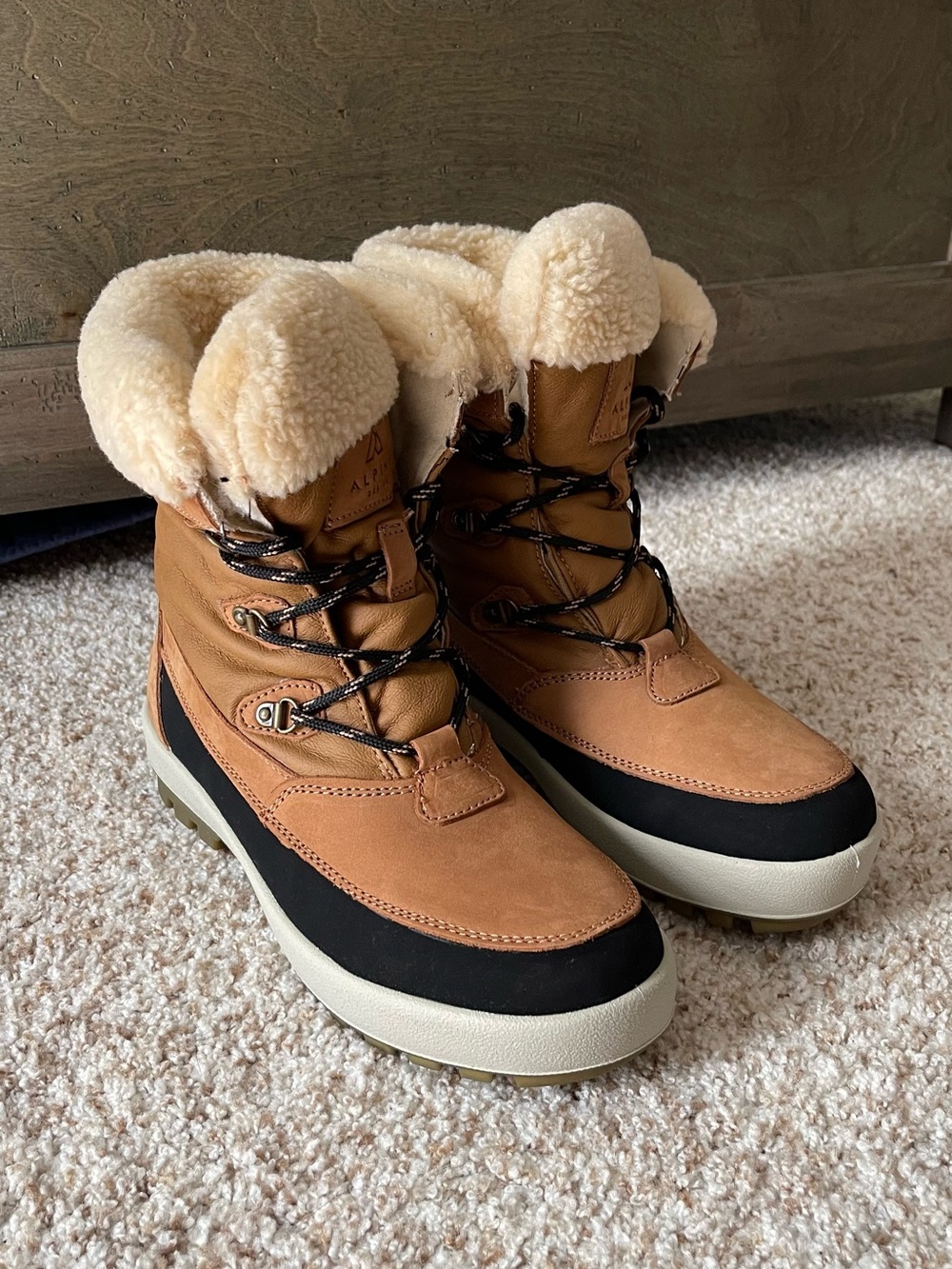 Alpine Sofia 2.0 Boot Shearling-Trim Tan Winter Boots with Black Trim